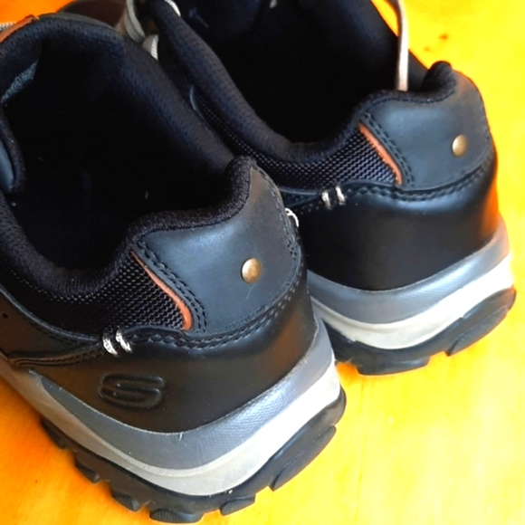 Skechers Hendrick-Delwood Mens Casual Relaxed Fit Athletic Shoe very nice! New! - Picture 5 of 10